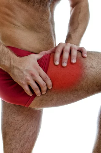 Thigh pain after hip replacement: Treatment, causes, and more